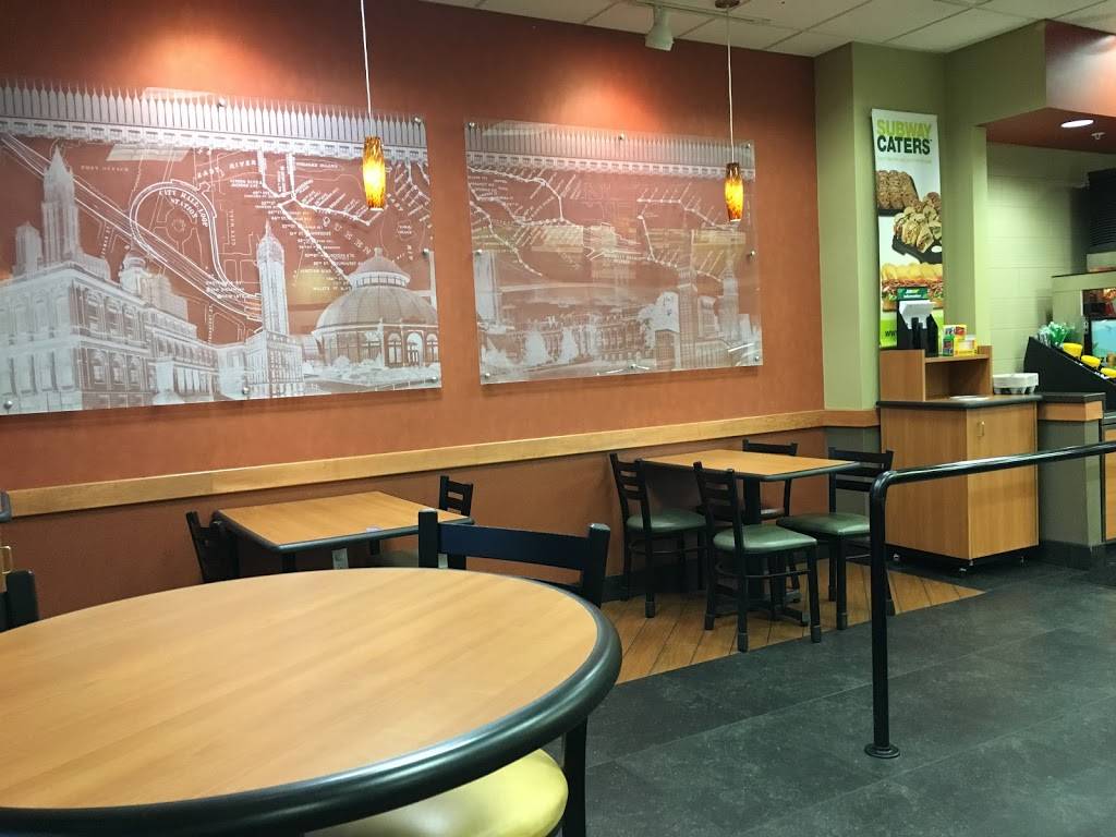 Subway Restaurants | restaurant | 1755 Lakewood Ranch Blvd Unit No.3 Lakewood Ranch, Plaza, Bradenton, FL 34211, USA | 9417472058 OR +1 941-747-2058
