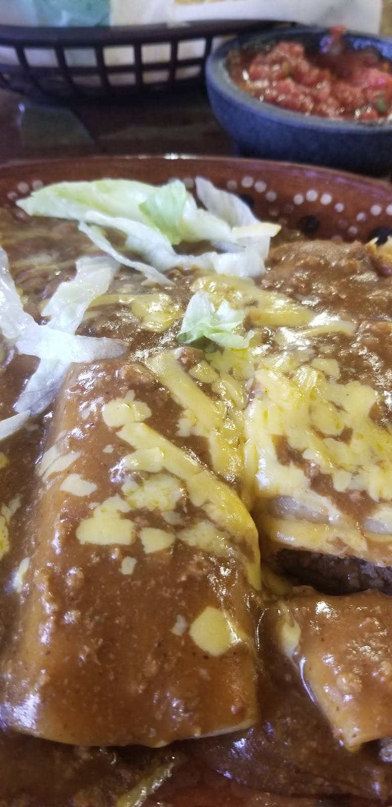 El Portal De Jaripo | restaurant | 2400 W Main St, Gun Barrel City, TX 75156, USA | 9038872010 OR +1 903-887-2010