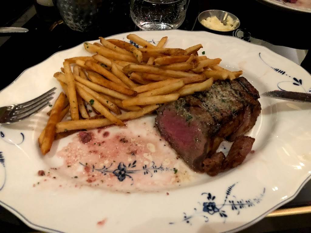 Opaline Bar and Brasserie | restaurant | 806 15th St NW, Washington, DC 20005, USA | 2027308701 OR +1 202-730-8701