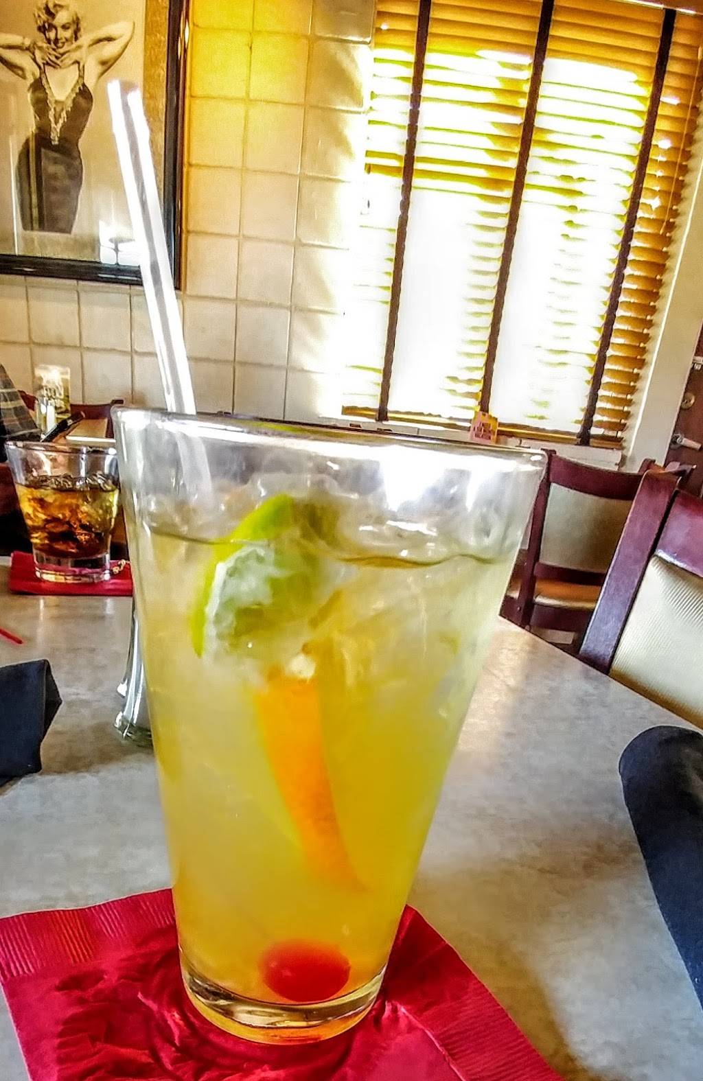 Petes hideaway | restaurant | 665 S Palm Canyon Dr, Palm Springs, CA 92264, USA | 7603226500 OR +1 760-322-6500