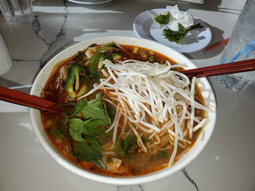 Phở Kim | restaurant | 2204 SE 82nd Ave, Portland, OR 97216, USA | 5039542535 OR +1 503-954-2535