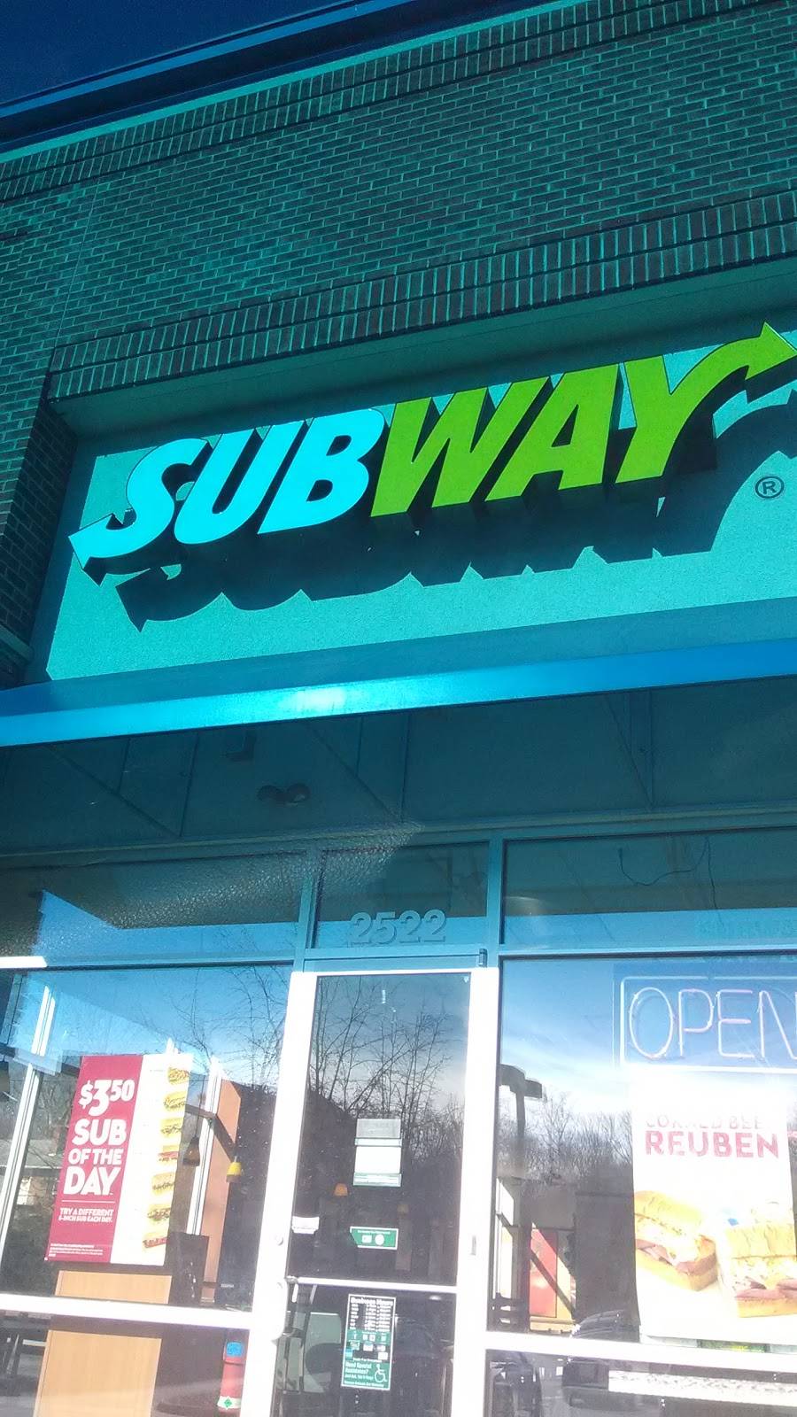 Subway | restaurant | 2522 Somerset Center Dr, Winston-Salem, NC 27103, USA | 3367654508 OR +1 336-765-4508