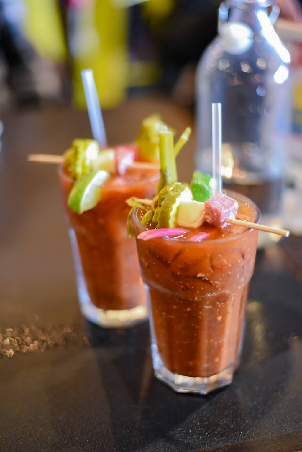 Bobcat Bonnies | restaurant | 1800 Michigan Ave, Detroit, MI 48216, USA | 3139621383 OR +1 313-962-1383