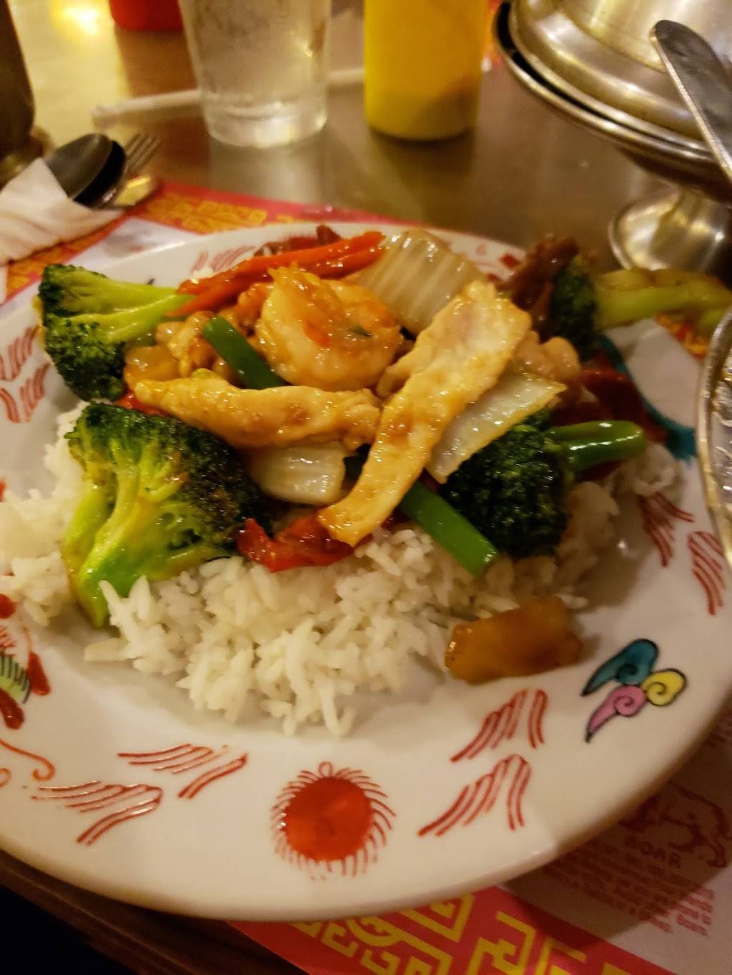 House of China | restaurant | 135 Boardman-Canfield Rd, Youngstown, OH 44512, USA | 3307582307 OR +1 330-758-2307