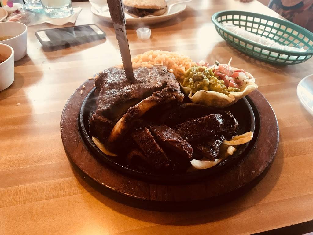 Los Reyes Mexican Restaurant | restaurant | 05050 FM 1960, Houston, TX 77069, USA | 2814406688 OR +1 281-440-6688