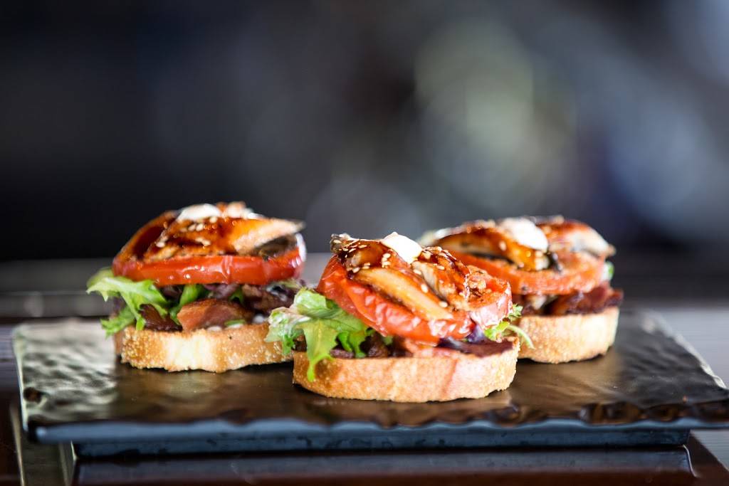 Mattisons City Grille Bradenton Riverwalk | restaurant | 101 Riverfront Blvd, Bradenton, FL 34205, USA | 9418969660 OR +1 941-896-9660