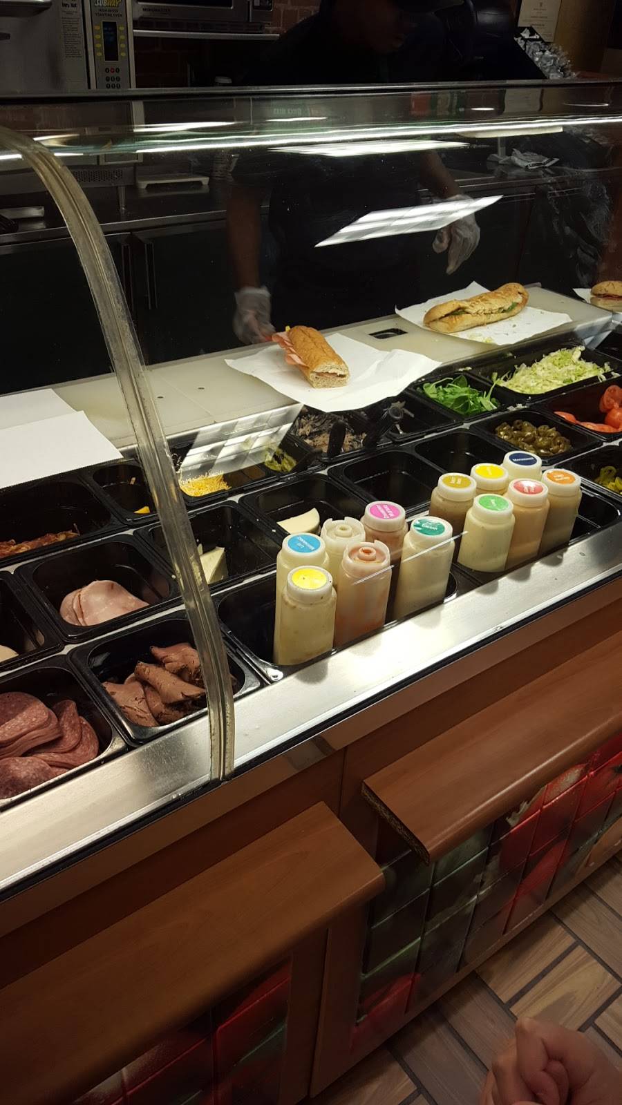 Subway | restaurant | 62 Franklin St, Westerly, RI 02891, USA | 4015969220 OR +1 401-596-9220