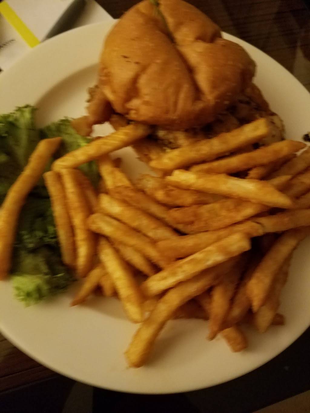 Marker 92 Waterfront Bar & Bistro | restaurant | 5961 Silver King Blvd, Cape Coral, FL 33914, USA | 2395415600 OR +1 239-541-5600