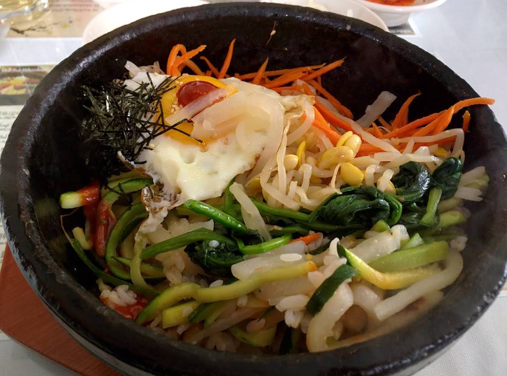 Manna | restaurant | 845 Irving St, San Francisco, CA 94122, USA | 4156655969 OR +1 415-665-5969