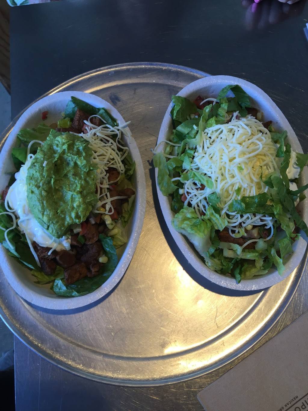 Chipotle Mexican Grill | restaurant | 40 N La Grange Rd, La Grange, IL 60525, USA | 7085889630 OR +1 708-588-9630