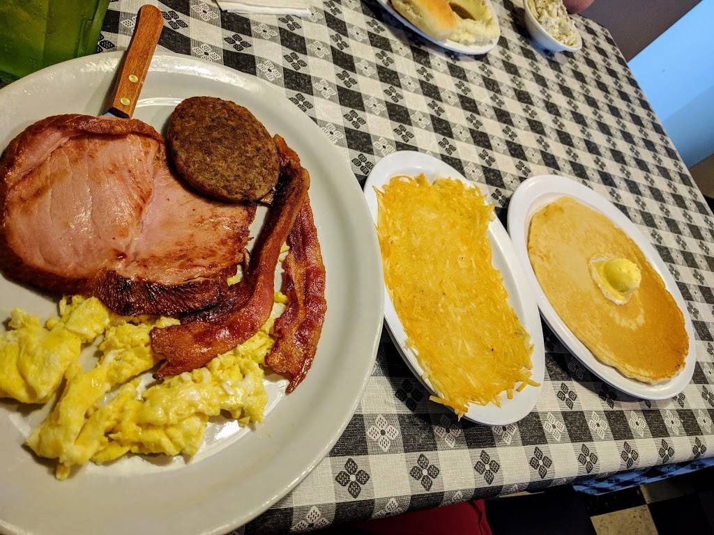 Lu Lus Cafe | restaurant | 204 S Main St, Estill Springs, TN 37330, USA | 9316493933 OR +1 931-649-3933