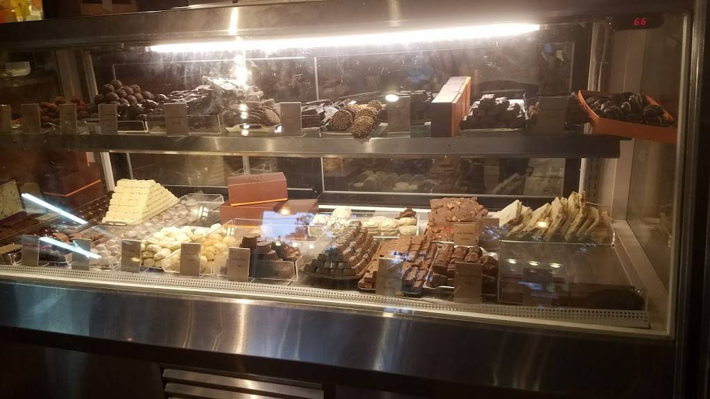 Cafe Chocolat | restaurant | 441 NY-52, Woodbourne, NY 12788, USA | 8454347641 OR +1 845-434-7641