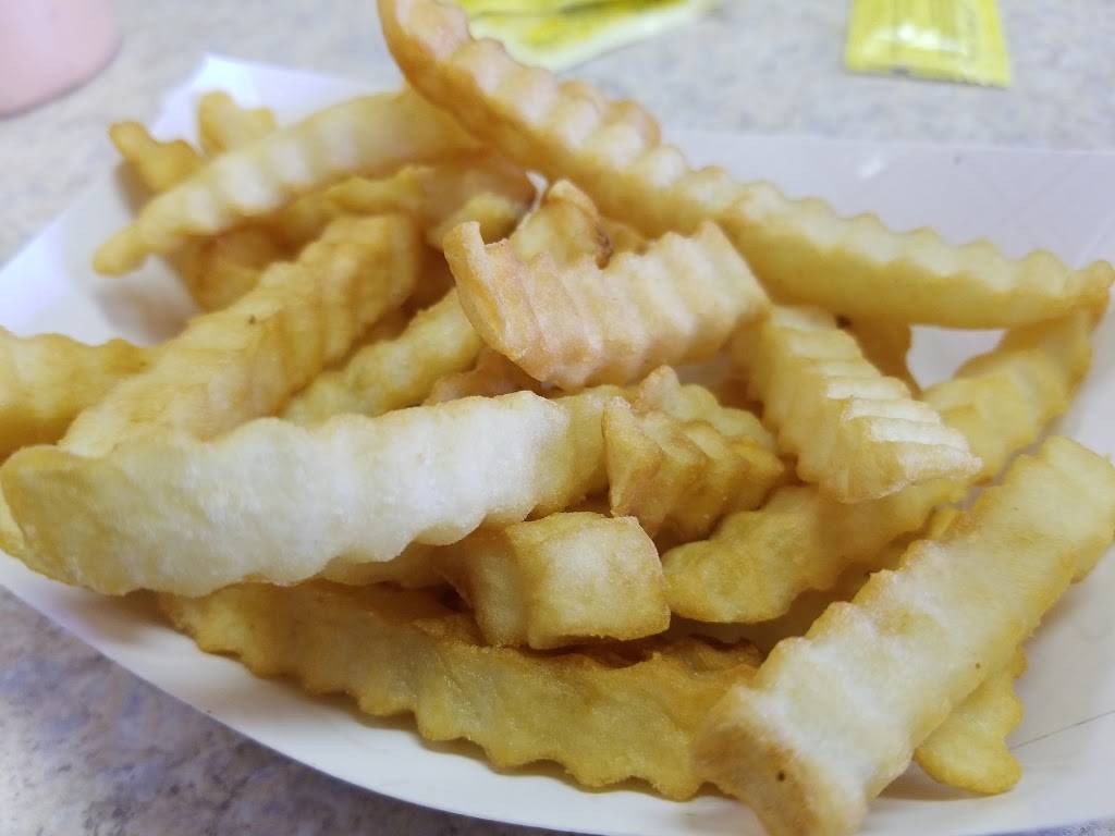 Famous Uncle Als | restaurant | 1412 Greenbrier Pkwy # 116, Chesapeake, VA 23320, USA | 7573954085 OR +1 757-395-4085