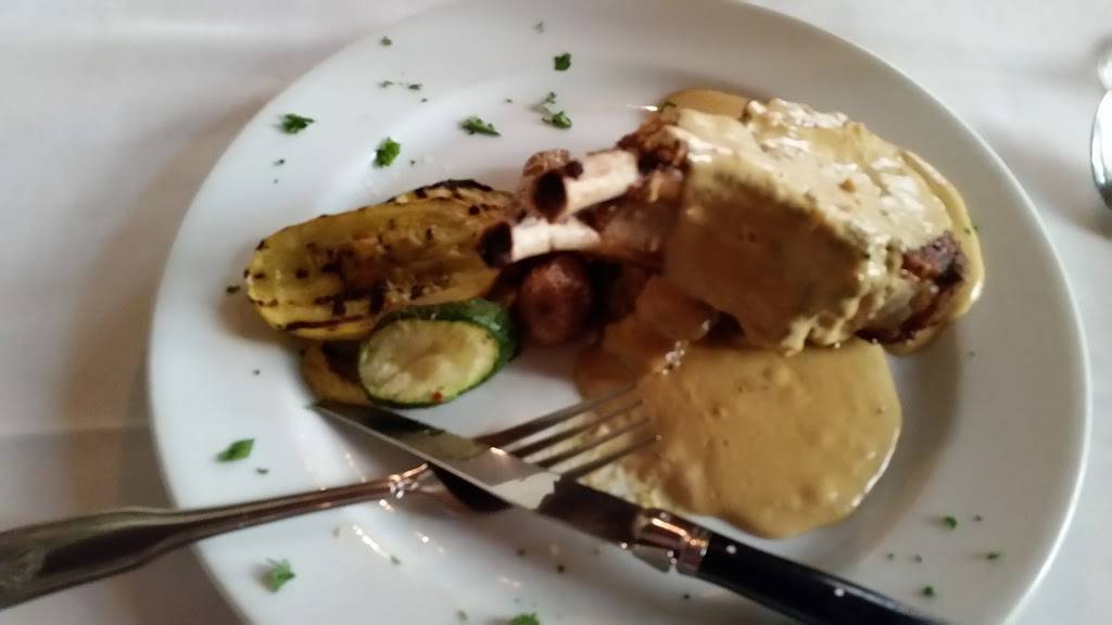 La Cava Restaurant | restaurant | 329 S Church St, Salisbury, NC 28144, USA | 7046377174 OR +1 704-637-7174