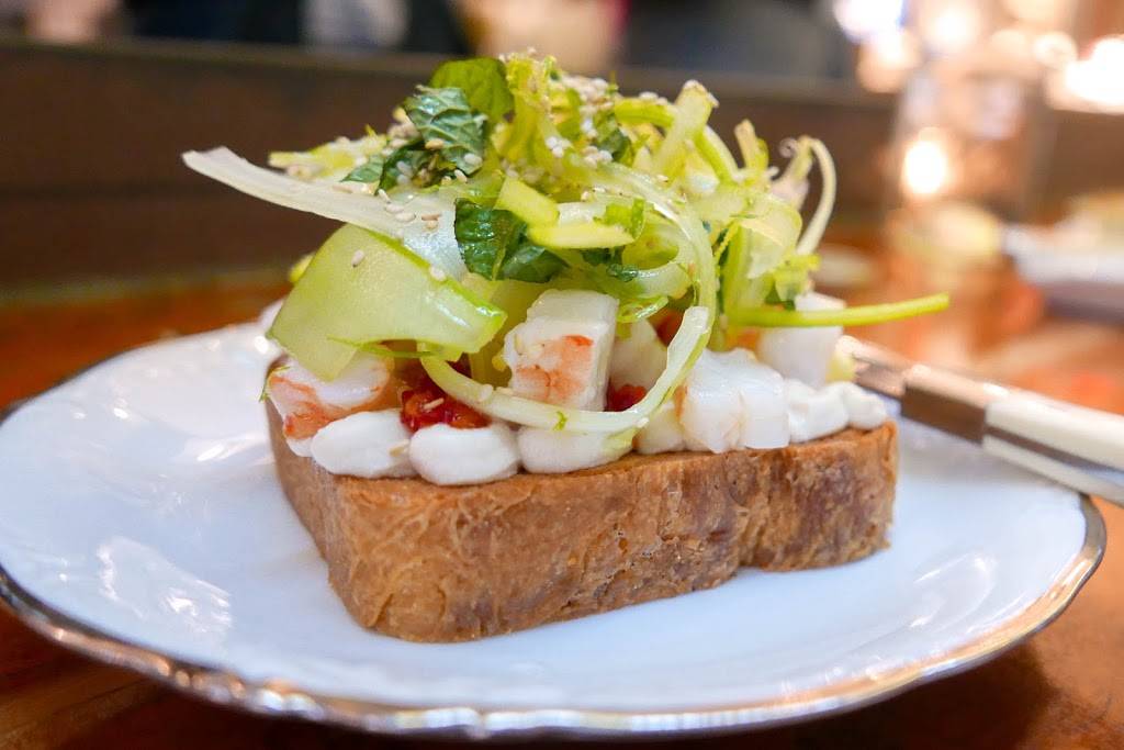 Roses Luxury | restaurant | 717 8th St SE, Washington, DC 20003, USA | 2025808889 OR +1 202-580-8889