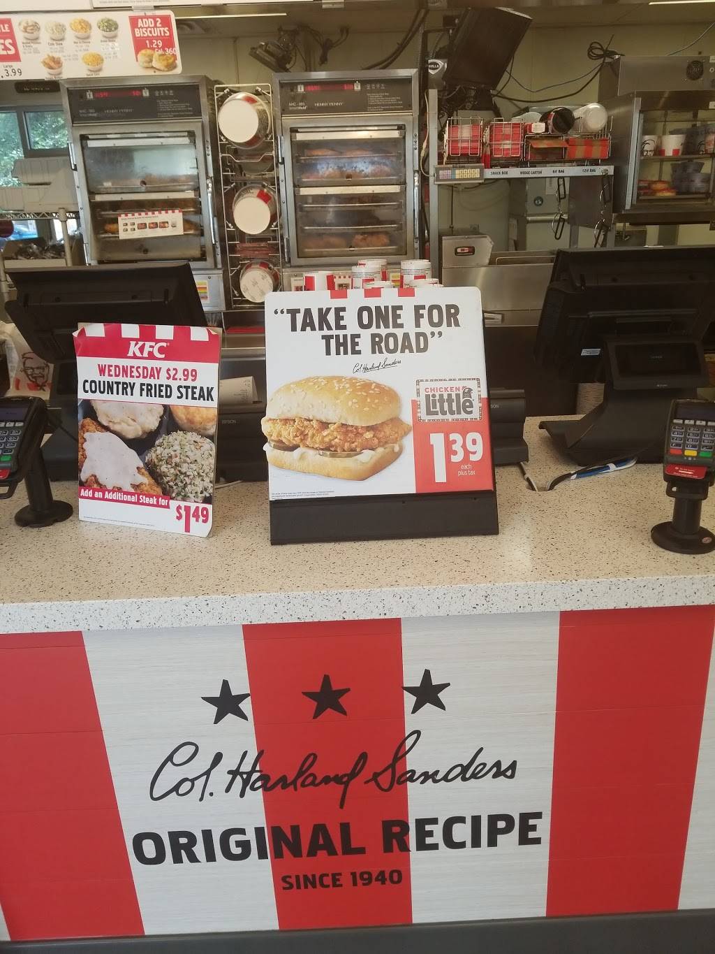 KFC | restaurant | 5900 S Cooper St, Arlington, TX 76017, USA | 8174662614 OR +1 817-466-2614