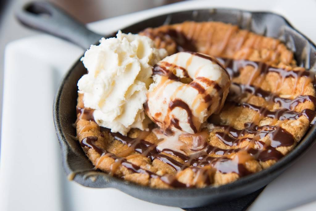 Barley and Vine Kitchen and Bar | restaurant | 17516 Dodd Blvd #5268, Lakeville, MN 55044, USA | 9526831765 OR +1 952-683-1765