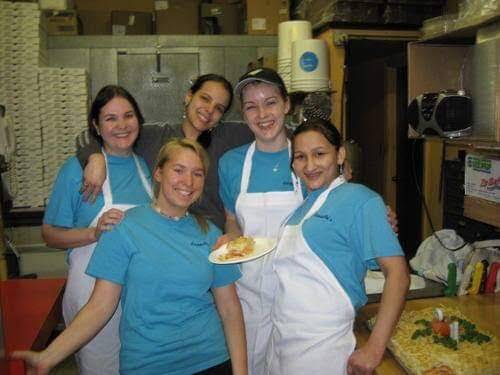 Sawtelles Pizza | meal takeaway | 78 Summer St, Kingston, MA 02364, USA | 7815859000 OR +1 781-585-9000