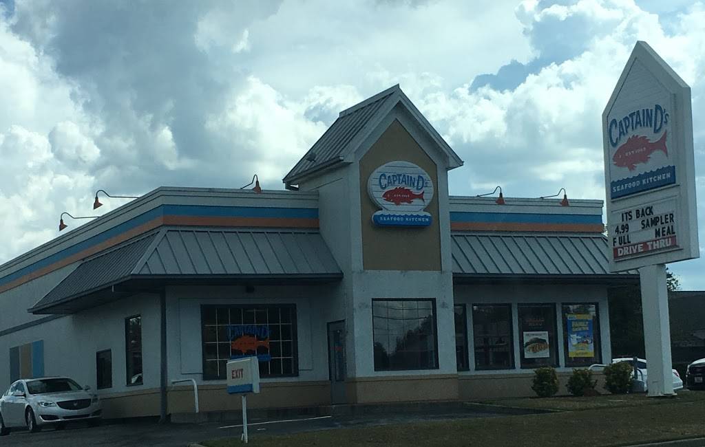 Captain Ds | restaurant | 1212 Manchester Expy, Columbus, GA 31904, USA | 7063275104 OR +1 706-327-5104