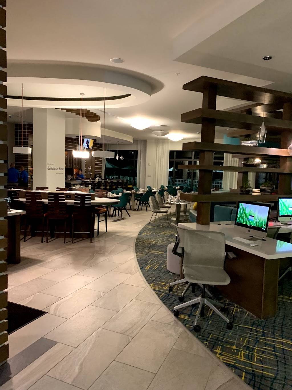 Cork & Kale | restaurant | 3499 NW 25th St, Miami, FL 33142, USA | 3056367000 OR +1 305-636-7000