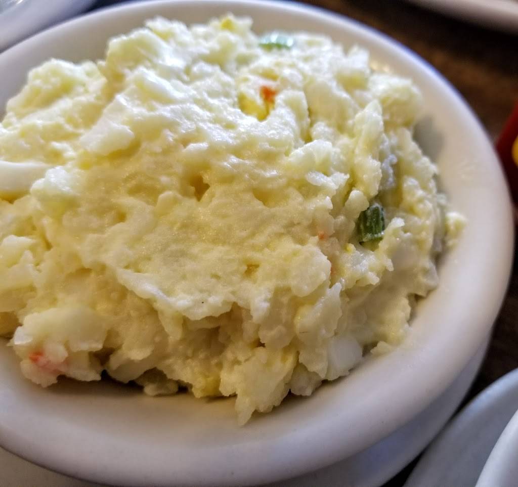 Village Inn | restaurant | 107 S Main St, Middlebury, IN 46540, USA | 5748252043 OR +1 574-825-2043