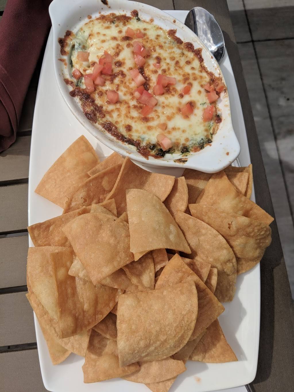 Tommys Tavern + Tap | restaurant | 2655 Richmond Ave, Staten Island, NY 10314, USA | 7184892201 OR +1 718-489-2201