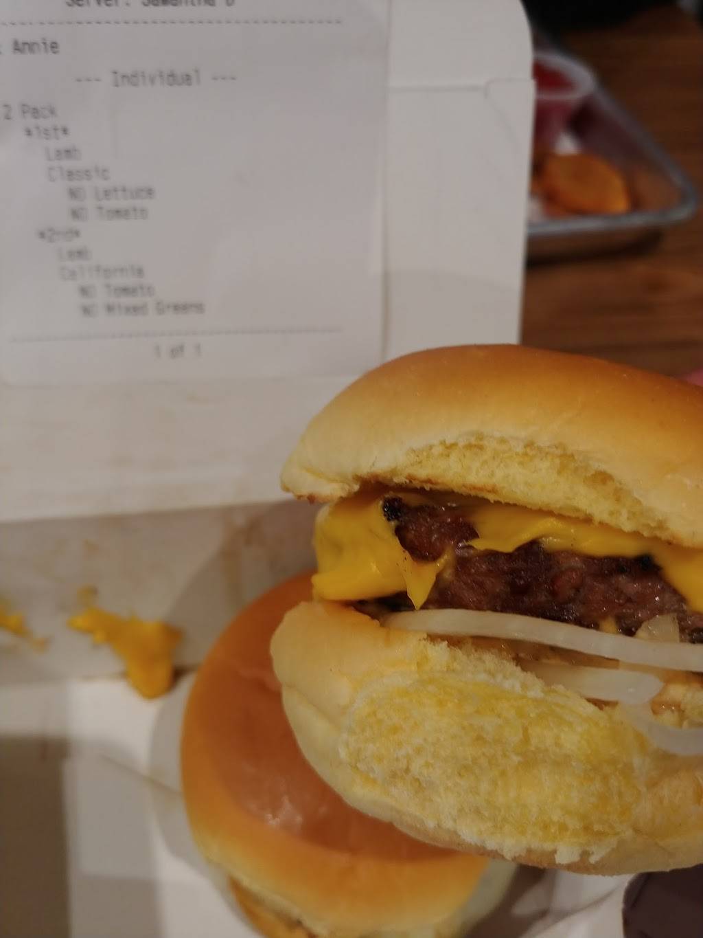 BurgerIm | restaurant | 22855 Brambleton Plaza, Brambleton, VA 20148, USA | 7033278505 OR +1 703-327-8505