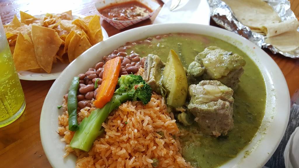 La Villa | restaurant | 30 West Post Road, White Plains, NY 10606, USA | 9146835269 OR +1 914-683-5269