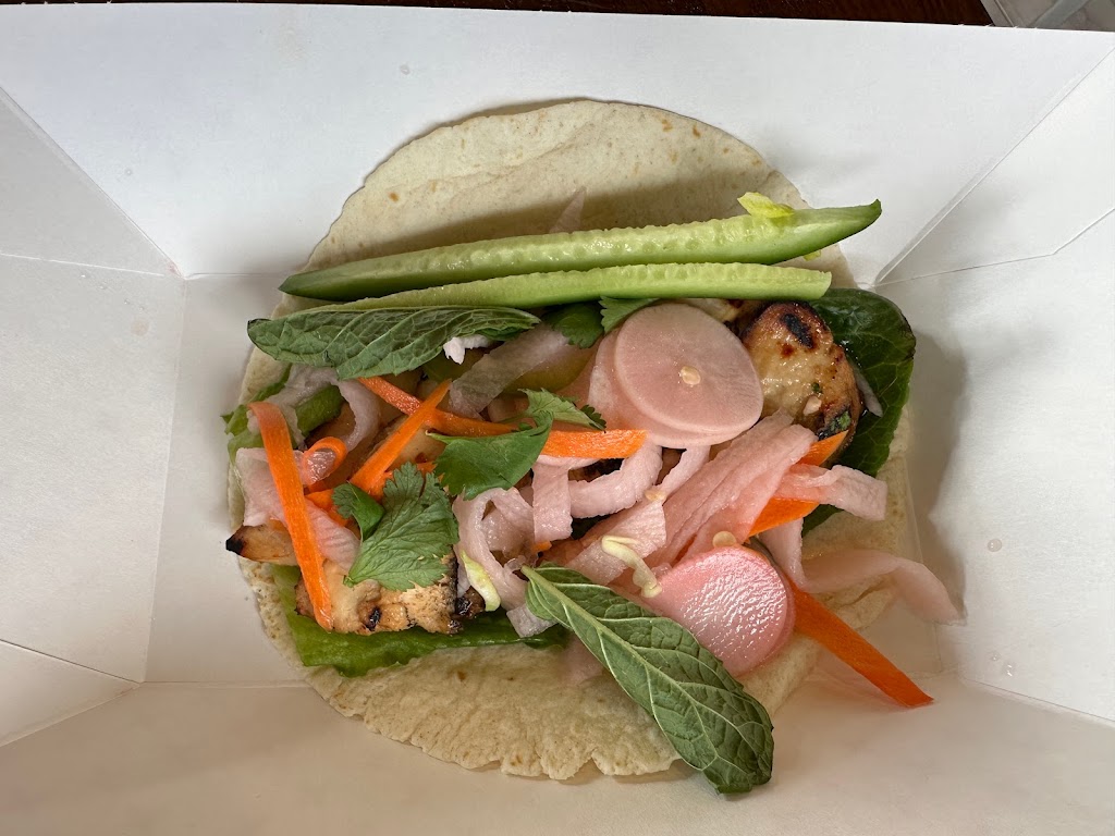 Urban Taco | restaurant | 1390 Madera Rd SUITE P2, Simi Valley, CA 93065, USA | 8052103147 OR +1 805-210-3147