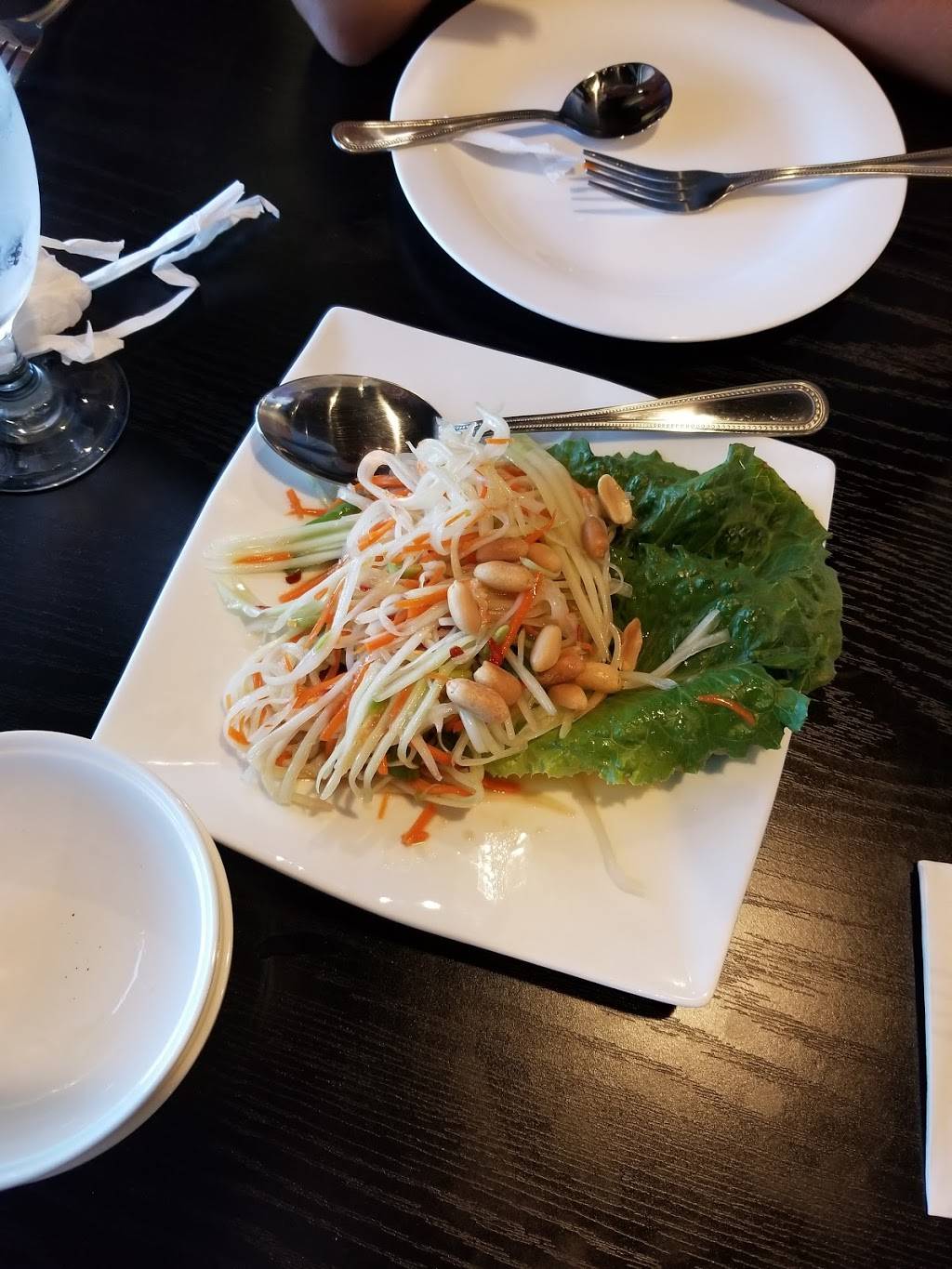 Siam Iyara | restaurant | 6401 White Ln #101, Bakersfield, CA 93309, USA | 6618365402 OR +1 661-836-5402