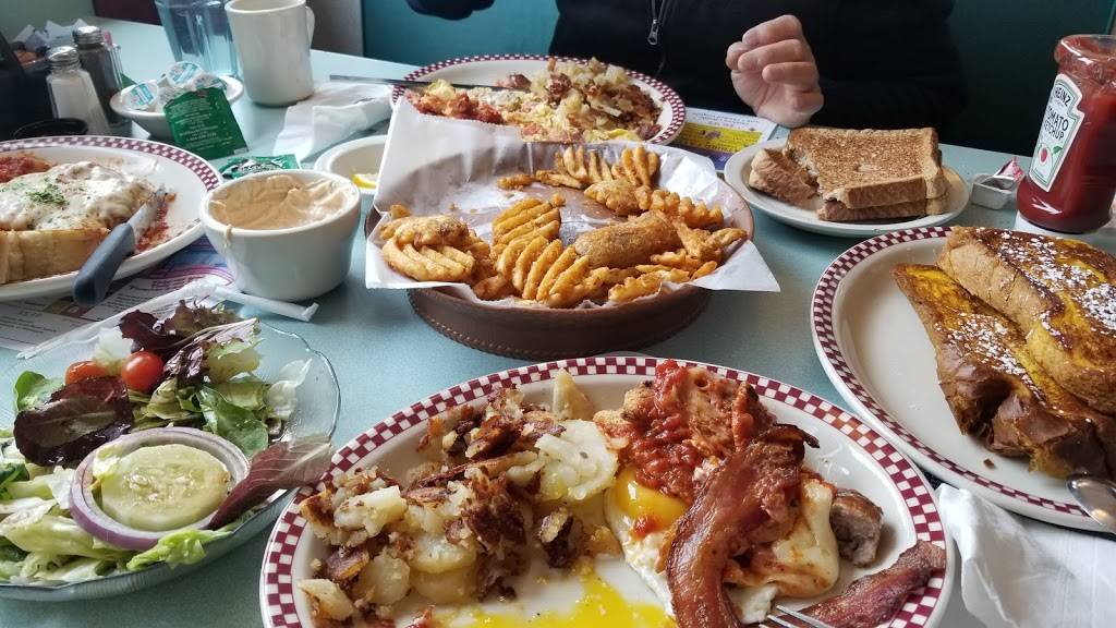 Double T Diner Perry Hall | restaurant | 9010 Belair Rd, Baltimore, MD 21236, USA | 4102480160 OR +1 410-248-0160