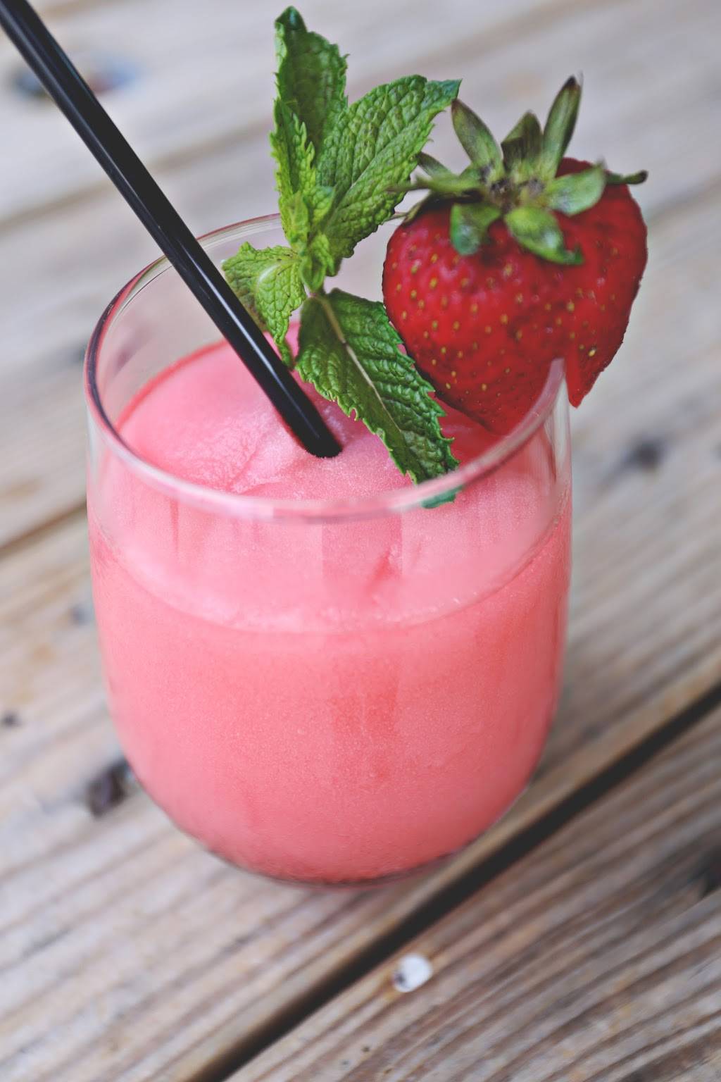 Rexs Seafood and Market | restaurant | 920 S Harwood St #150, Dallas, TX 75201, USA | 2142729372 OR +1 214-272-9372