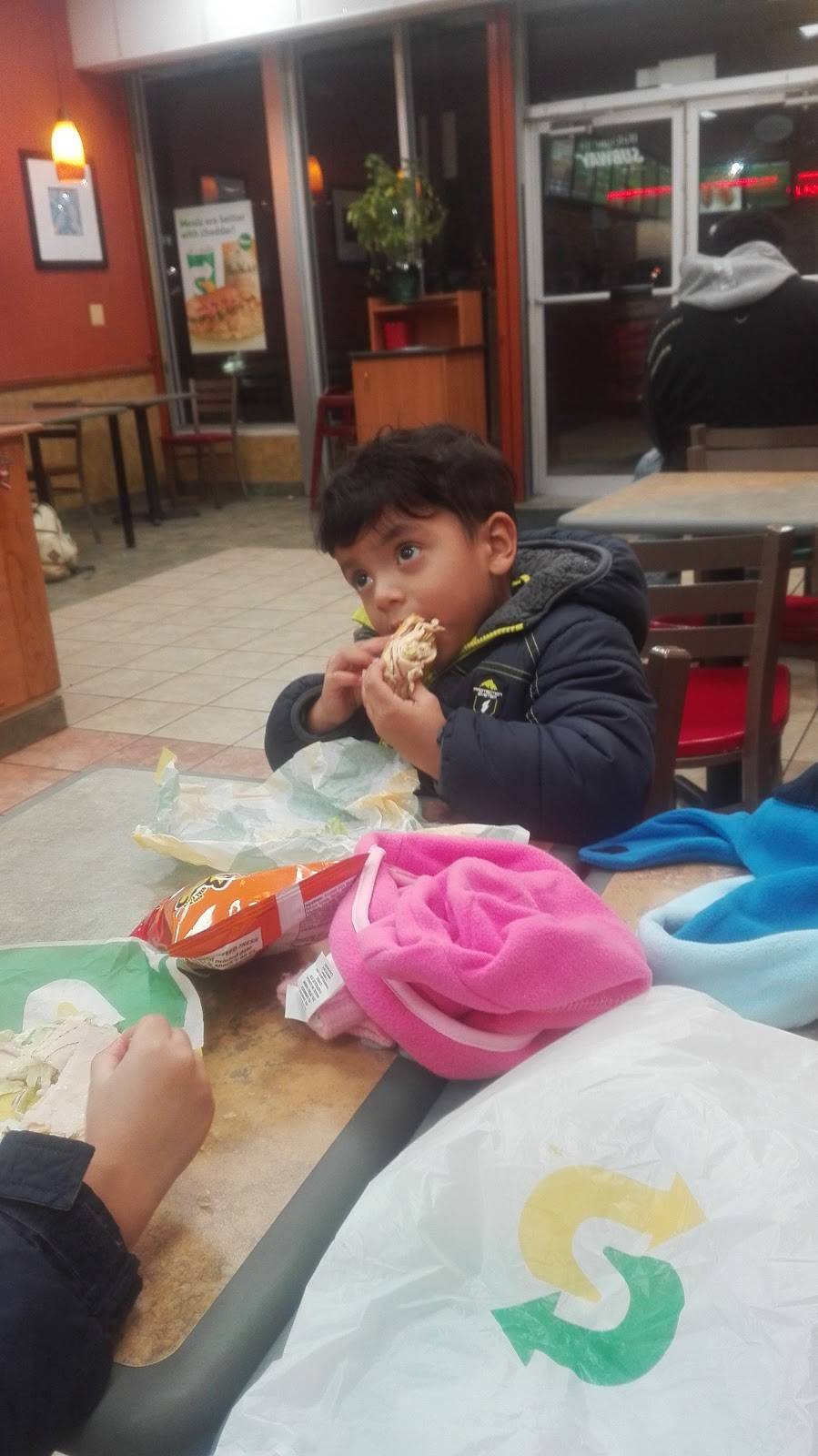 Subway Restaurants | restaurant | Plaza 30 Shopping Center, 8445 Annapolis Rd Store 8445 D, New Carrollton, MD 20784, USA | 3013060130 OR +1 301-306-0130