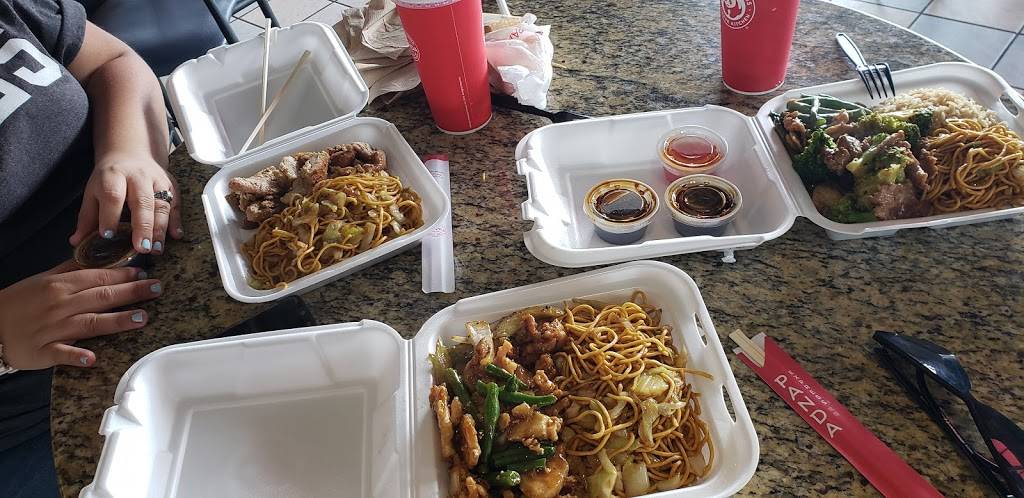 Panda Express | meal takeaway | 1405 N.E. 163rd Road, North Miami Beach, FL 33162, USA | 3059488116 OR +1 305-948-8116