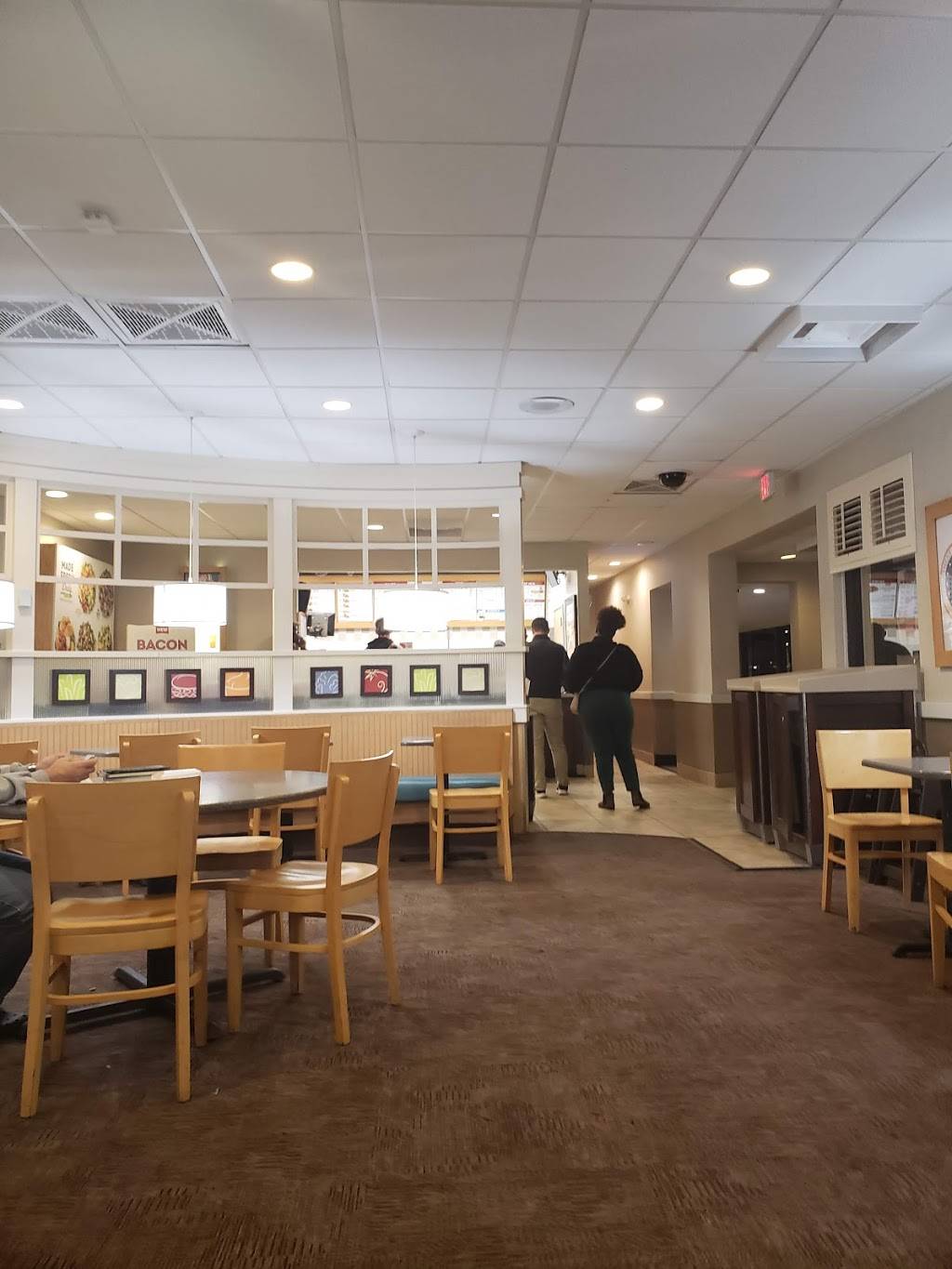 Wendys | restaurant | 208 E Little Creek Rd, Norfolk, VA 23505, USA | 7575837092 OR +1 757-583-7092