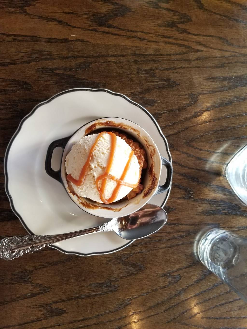 Bangers & Lace | restaurant | 810 Grove St, Evanston, IL 60201, USA | 8479050854 OR +1 847-905-0854