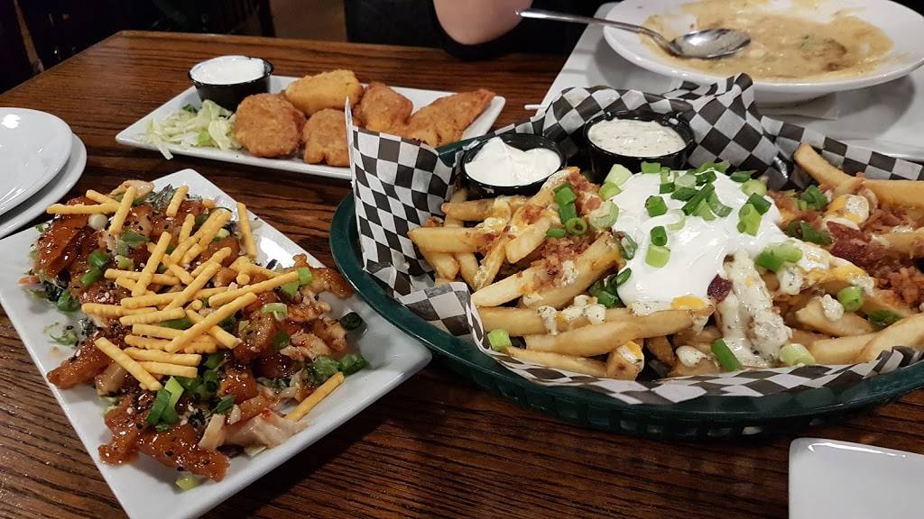 St. Thomas Roadhouse Bar and Grill | restaurant | 837 Talbot St, St Thomas, ON N5P 1E4, Canada | 5196372220 OR +1 519-637-2220