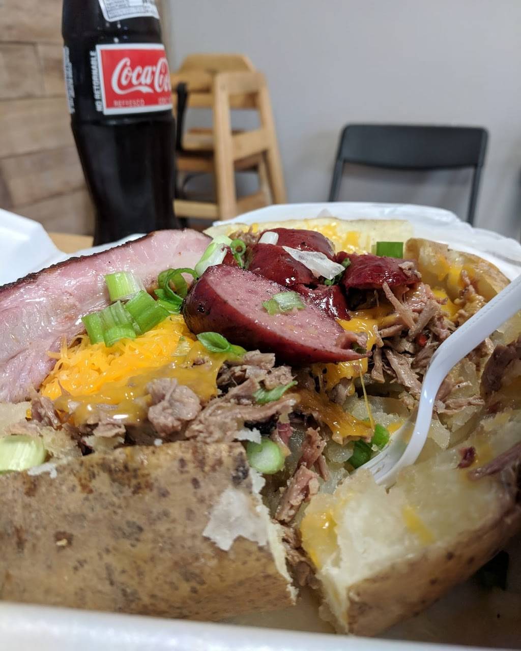 Dos Mundos Spud Shack | restaurant | 2515 Clay Ave, Waco, TX 76706, USA | 2542246522 OR +1 254-224-6522