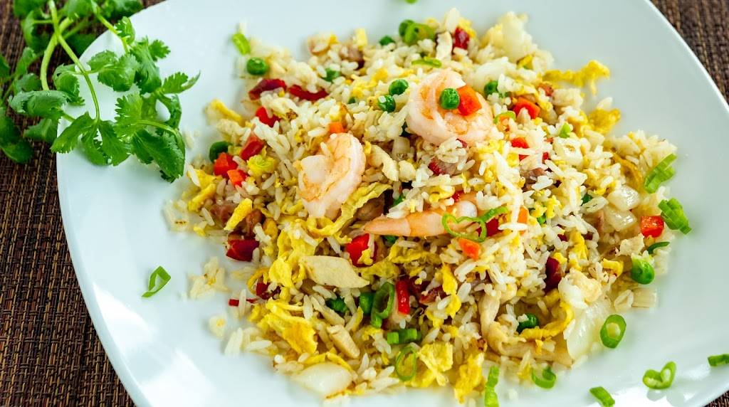 Aoyama Chinese & Japanese Cuisine | restaurant | 84 E Main St Ste L, Mendham, NJ 07945, USA | 9735439700 OR +1 973-543-9700