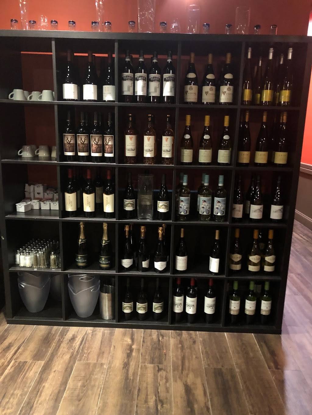 Laliguras Indian Nepali Bistro | restaurant | 2332 Wisconsin Ave NW, Washington, DC 20007, USA | 2028274904 OR +1 202-827-4904