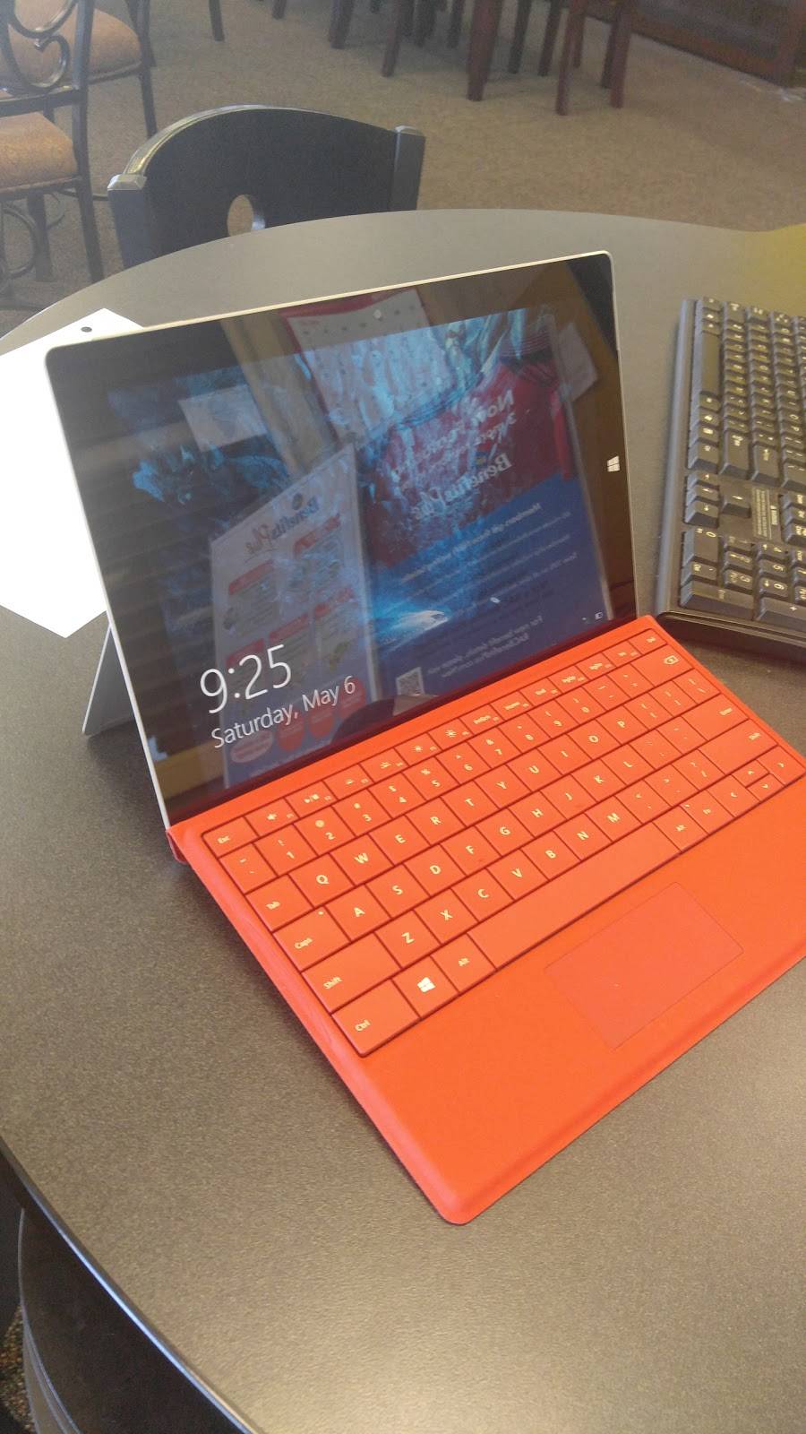 Subway Restaurants | restaurant | 3067 W 159th St, Markham, IL 60428, USA | 7083318810 OR +1 708-331-8810