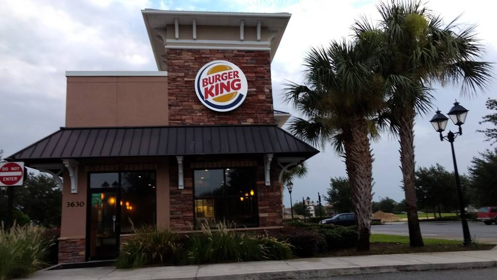 Burger King | restaurant | 3630 Wedgewood Ln, Lady Lake, FL 32162, USA | 3522596392 OR +1 352-259-6392