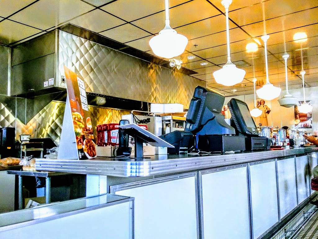 Johnny Rockets | restaurant | Mainside Center, 15103 Vandegrift Blvd, Camp Pendleton North, CA 92055, USA | 7608291258 OR +1 760-829-1258