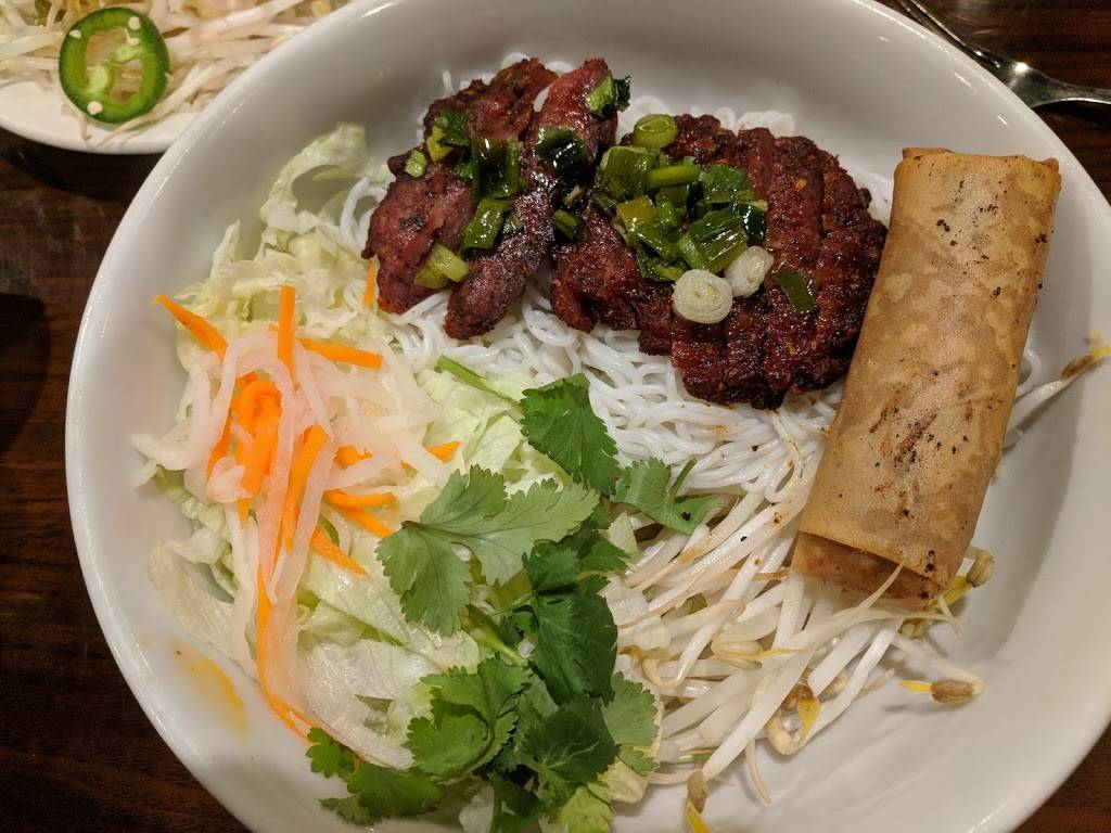 Pho | restaurant | 1135 S Milwaukee Ave, Libertyville, IL 60048, USA | 8479842776 OR +1 847-984-2776