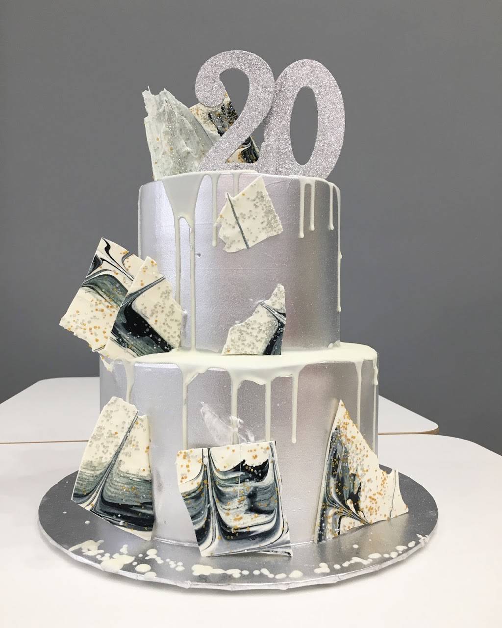 Hayks Cake House | bakery | 13521 Sherman Way, Van Nuys, CA 91405, USA | 8186163002 OR +1 818-616-3002