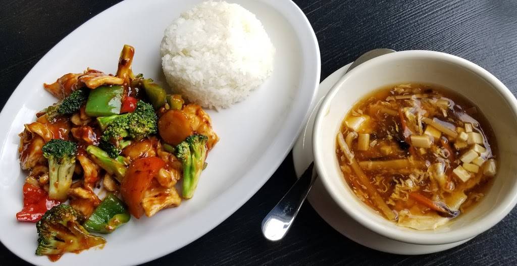 Pepper Asian Bistro II | restaurant | 3759 Lipan St, Denver, CO 80211, USA | 7205247818 OR +1 720-524-7818