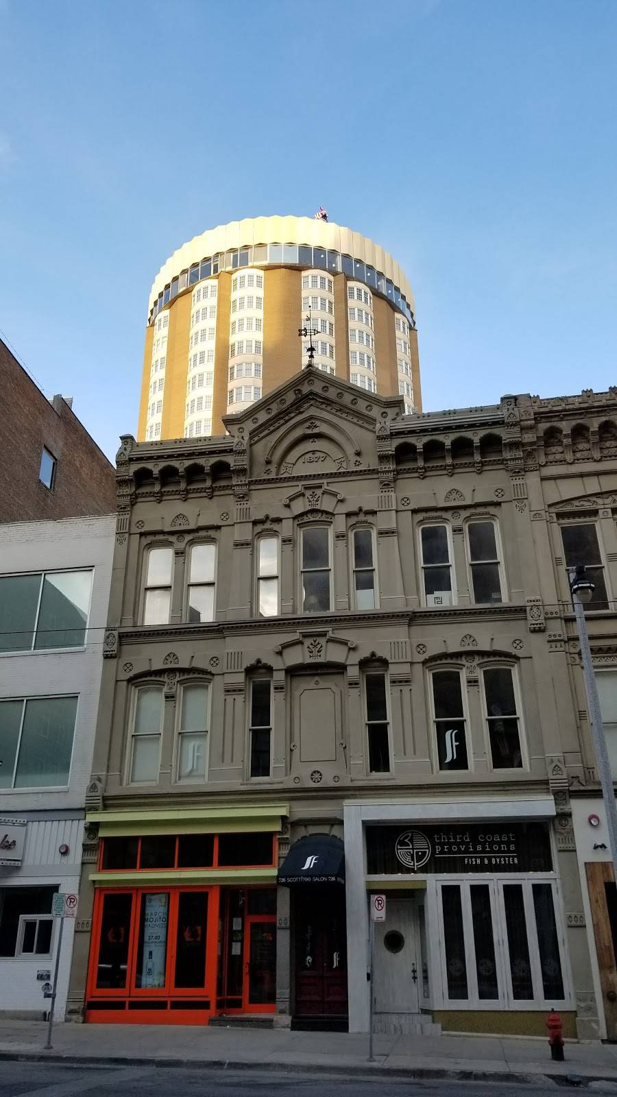 My Office | restaurant | 763 N Milwaukee St, Milwaukee, WI 53202, USA | 4142769646 OR +1 414-276-9646