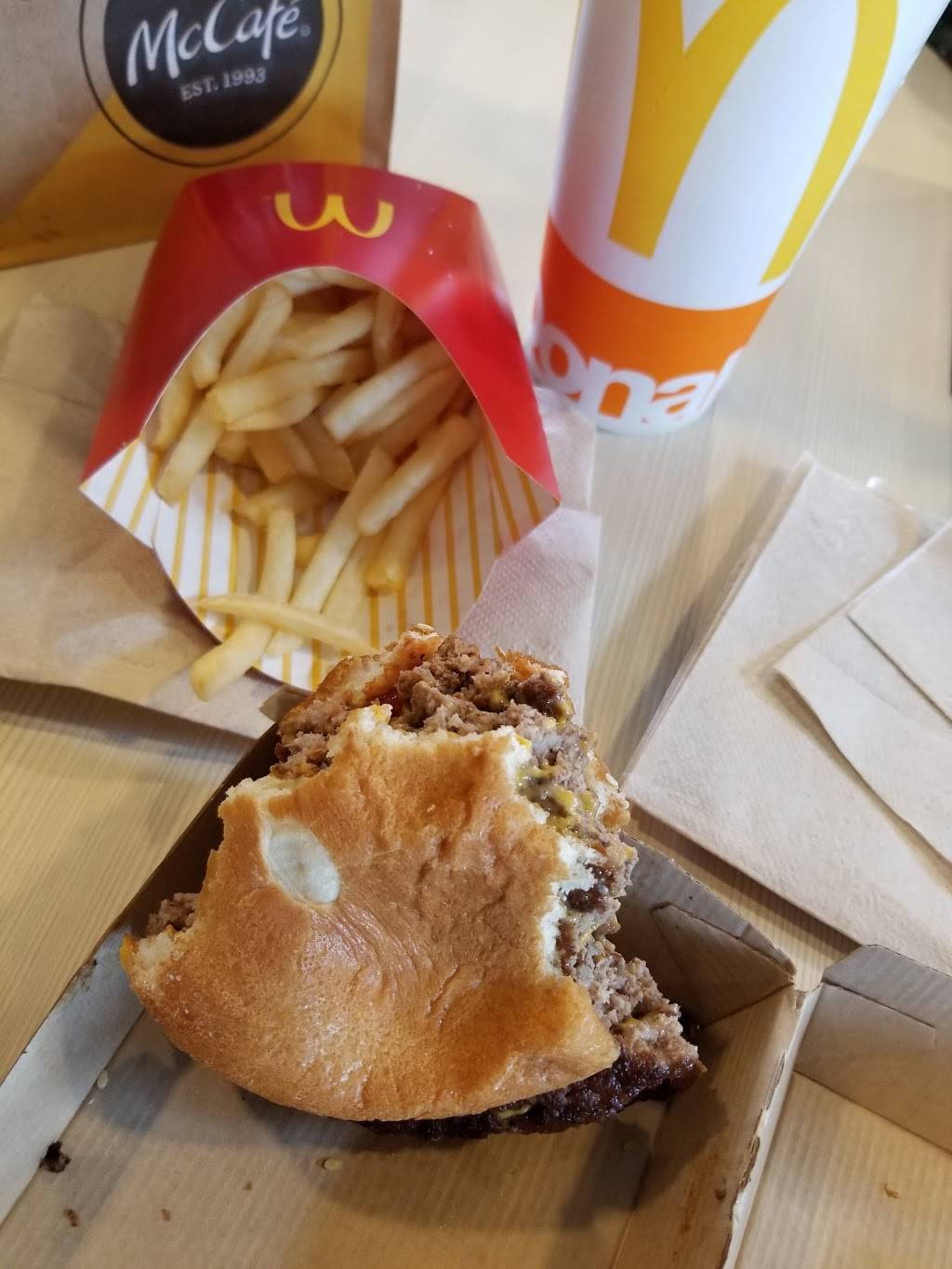 McDonalds | cafe | 1195 Greenmor Dr, Bessemer, AL 35022, USA | 2054256200 OR +1 205-425-6200