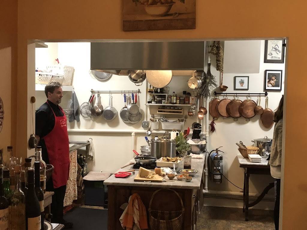 At The Italian Table | restaurant | 2359 Frankfort Ave, Louisville, KY 40206, USA | 5028830211 OR +1 502-883-0211