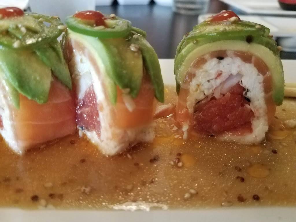 Sea Salt Japanese Eatery | restaurant | 16482 Bolsa Chica St, Huntington Beach, CA 92649, USA | 5625923413 OR +1 562-592-3413